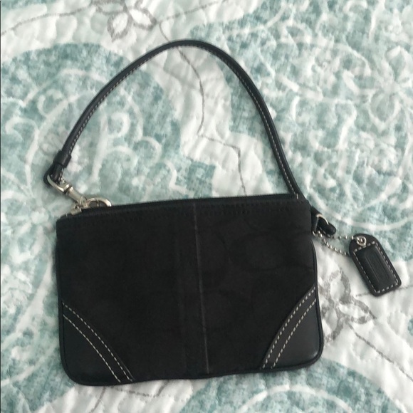 Coach wristlet - Picture 2 of 3